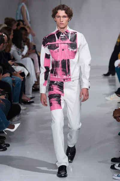 Look 20